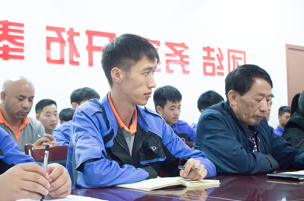 云南万通开展教师秋季训练营
