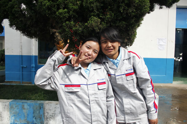 和同学一起在万通，续写指尖传奇.jpg